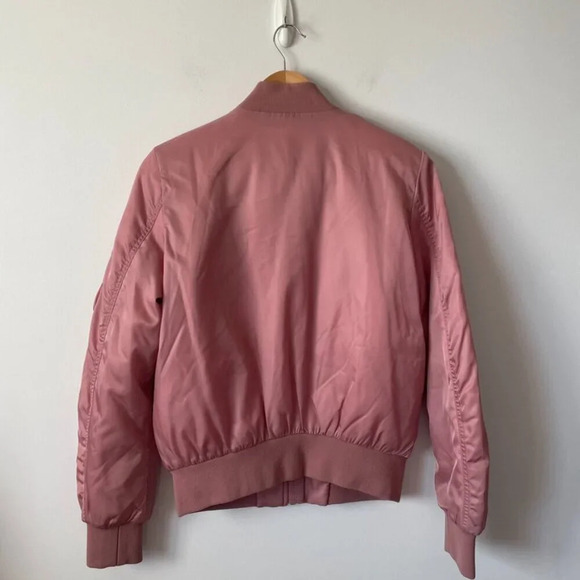 Aritzia The Group By Babaton Gilman Classic Bomber Jacket Coat Pink Sz Small - Picture 7 of 9